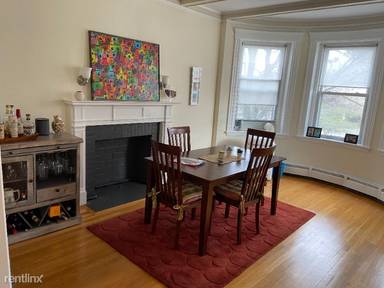 Main picture of 1780 Beacon St
