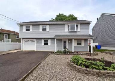 Main picture of 4 Harbor View Ln