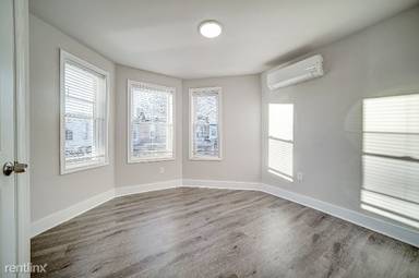 Main picture of 1303 W Seltzer St