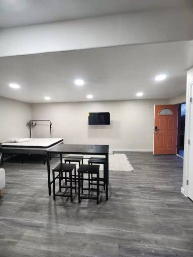 Main picture of 10010 Columbine Ct