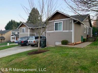 Main picture of 910 Alina Ave SE