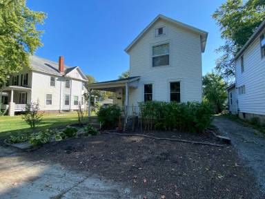 Main picture of 206 S Glenwood Ave