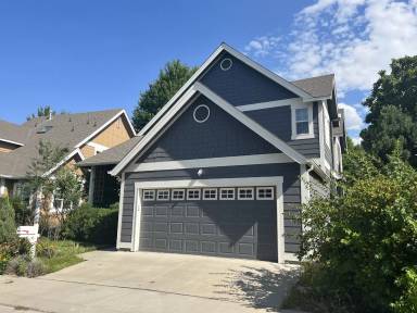Main picture of 2313 Watersong Cir