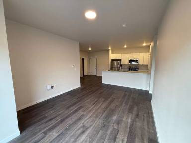 Main picture of 905 Lavergne Ave