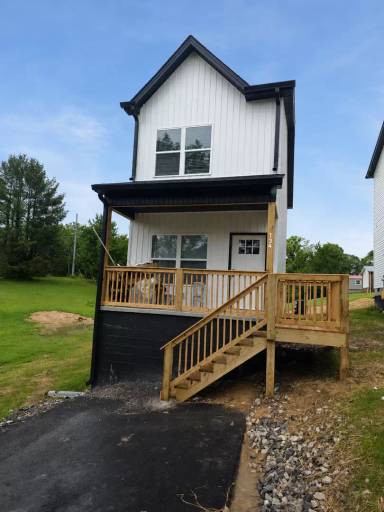 Main picture of 134 Stone Dr