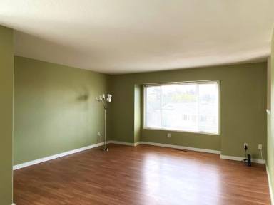 Main picture of 610 Summit Ridge Dr E