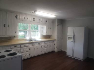 Main picture of 3267 N Highway 27