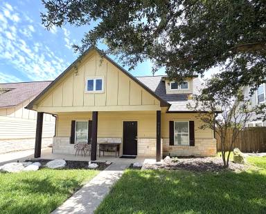 Main picture of 3353 Keefer Loop