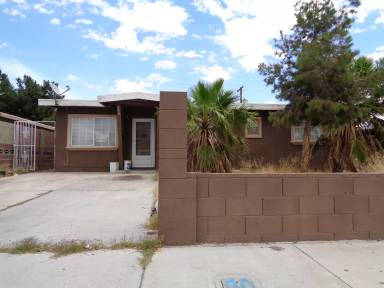 Main picture of 208 Stanford St