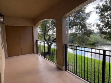 Main picture of 200 SW 117th Ter