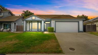 Main picture of 1905 Dorris Ct