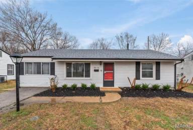 Main picture of 9804 Lorna Ln