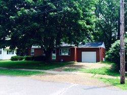 Main picture of 919 Edison St