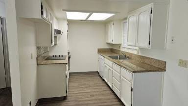 Main picture of 871 10th Ave