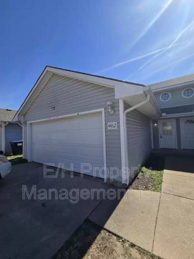 Main picture of 4462 South Elizabeth Avenue Wichita, KS 67217