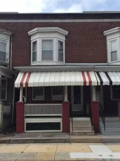 Main picture of 737 Wallace St