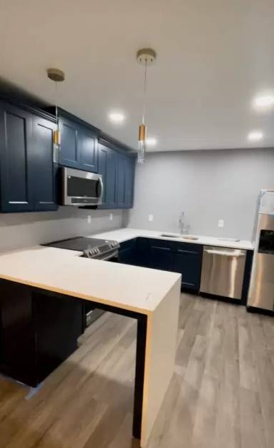 Main picture of 2100 Watts Ln