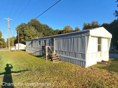 Main picture of 667 Webb Rd