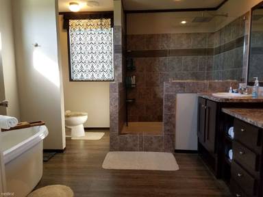 Main picture of 1241 N Bridlewood Dr