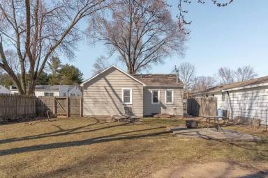 Main picture of 1535 Huntington Rd