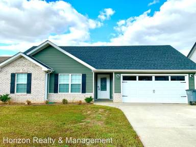 Main picture of 208 Azalea Dr