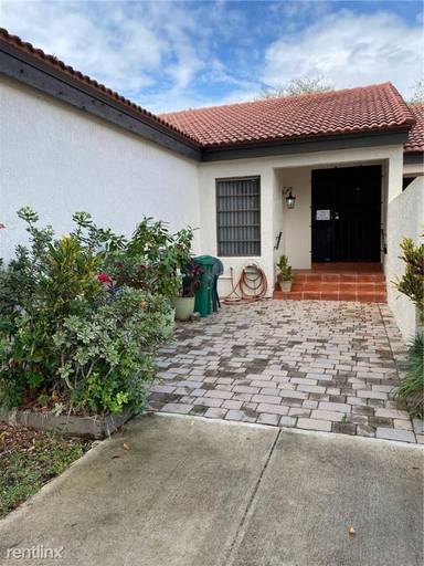 Main picture of 6435 SW 130th Ave