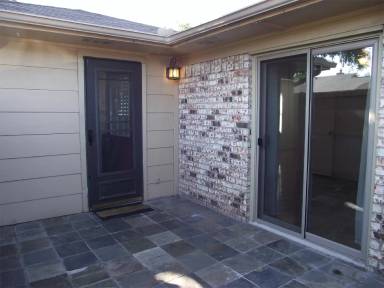 Main picture of 1805 W Spring Creek Pkwy