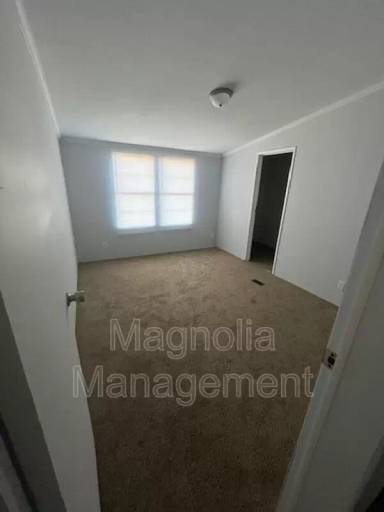 Main picture of 116 Hawtree Creek Way