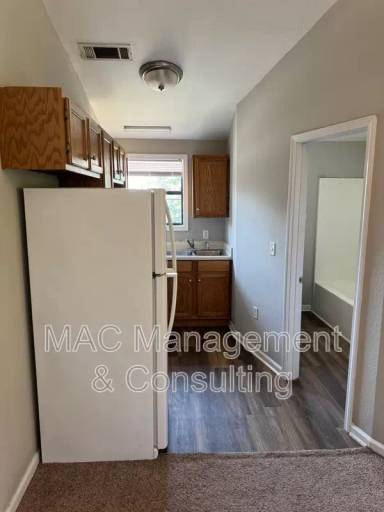 Main picture of 1319 Autumn Avenue - F