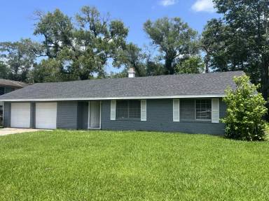 Main picture of 375 Littlejohn Dr