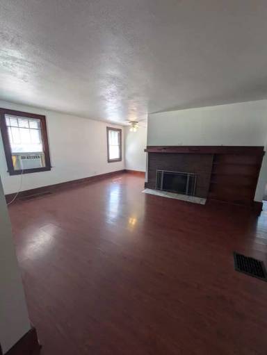 Main picture of 813 Kern St
