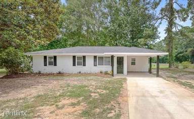 Main picture of 42225 Garden Dr