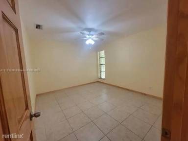 Main picture of 9973 NW 19th St