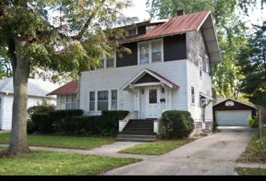 Main picture of 831 E Jackson St