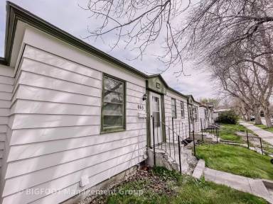 Main picture of 659/665 Logan Street - 663