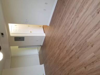 Main picture of 3865 Halley Ter SE