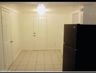 Main picture of 1137 1st St