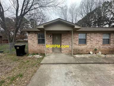 Main picture of 72 Meadow Cir
