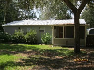 Main picture of 103 E Oakside Dr