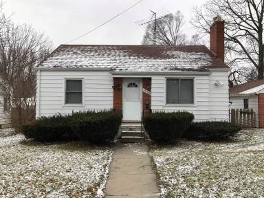 Main picture of 1556 Monteray St