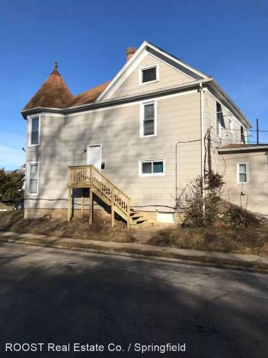 Main picture of 922 Cedar St