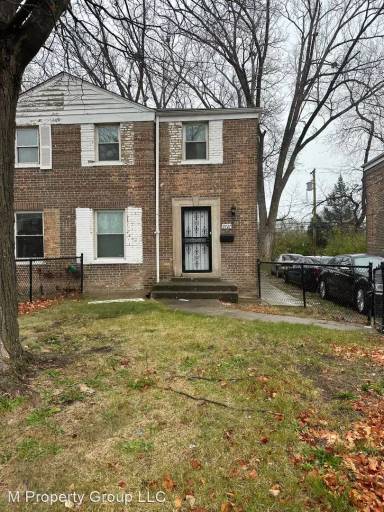 Main picture of 9727 S Merrill Ave