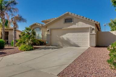 Main picture of 8534 W Ross Ave