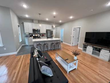 Main picture of 14 Hamilton Rd