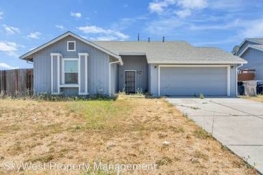 Main picture of 67 Carrotwood Ct