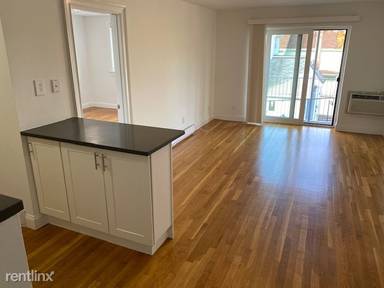Main picture of 134 Summer St