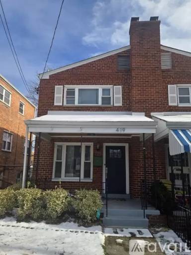 Main picture of 419 Jefferson St NE