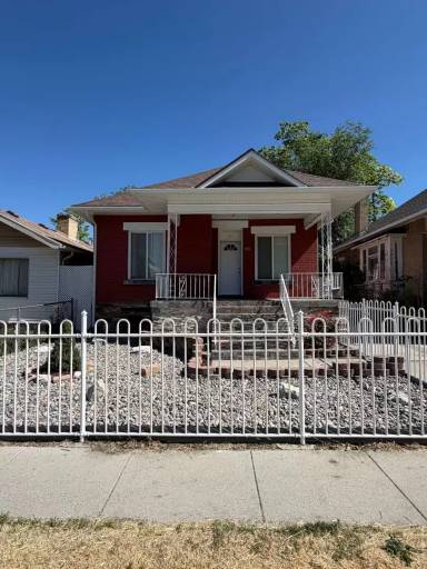 Main picture of 625 E Wilmington Ave