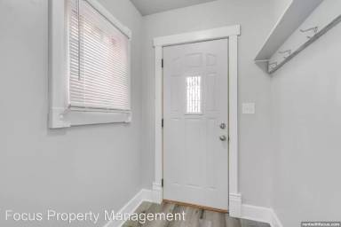 Main picture of 204 N Military Rd