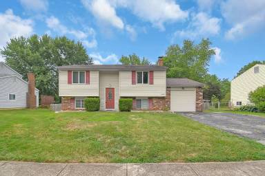 Main picture of 420 Skyline Ln